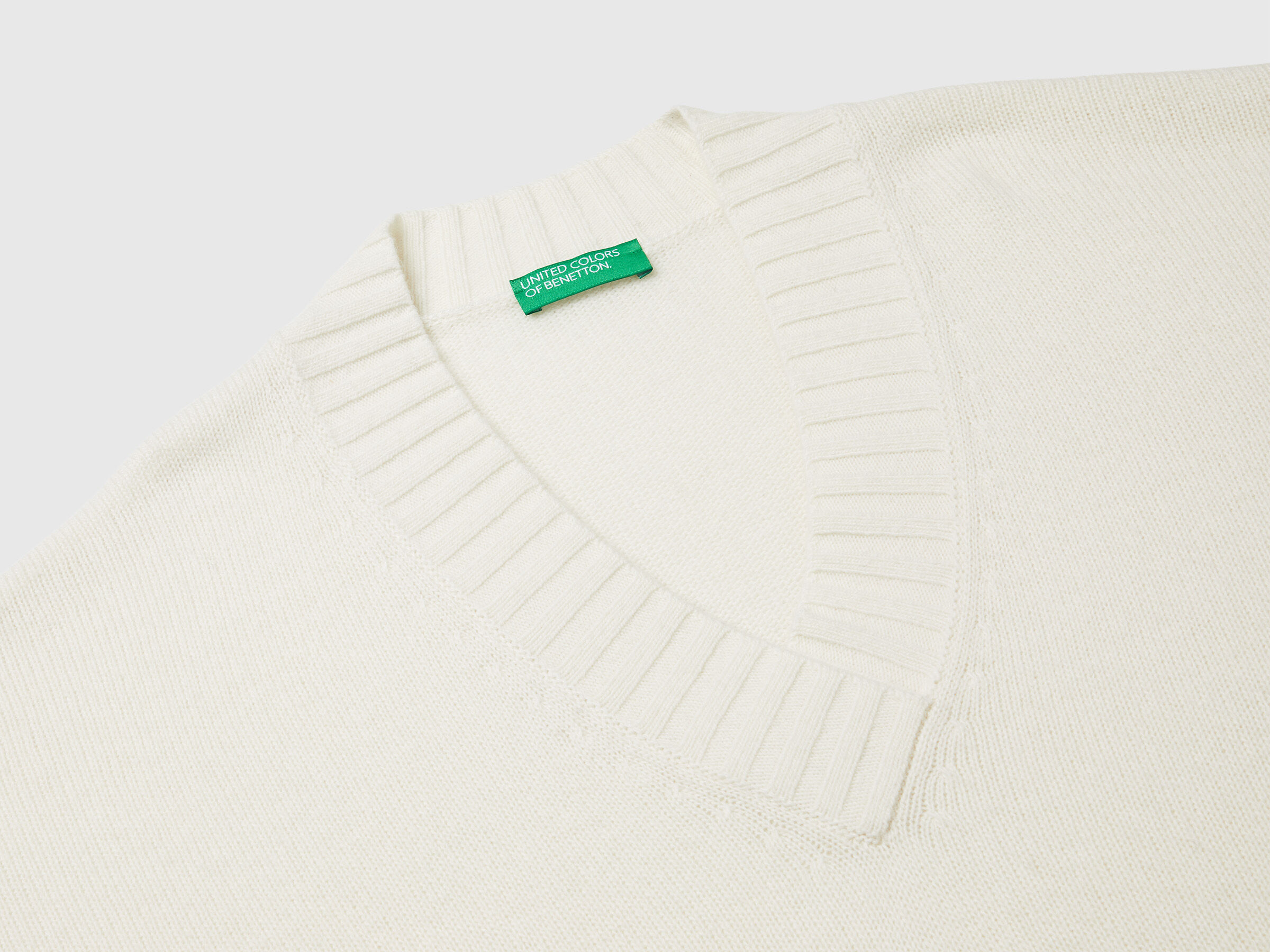 V NECK SWEATER L/S Women image number 7